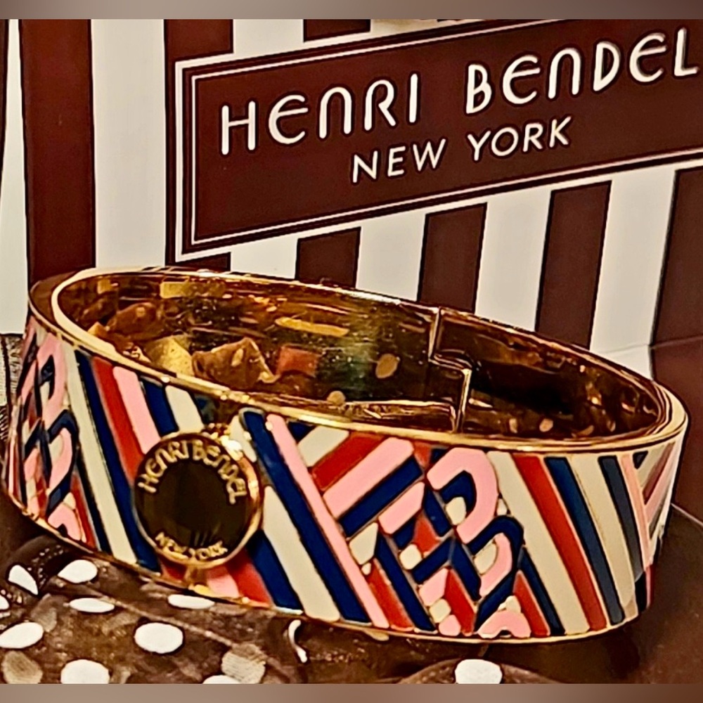 EUC!! HENRI BENDEL MULTI-COLORED CUFF BRACELET. Comes w/HB dust bag/shopping bag